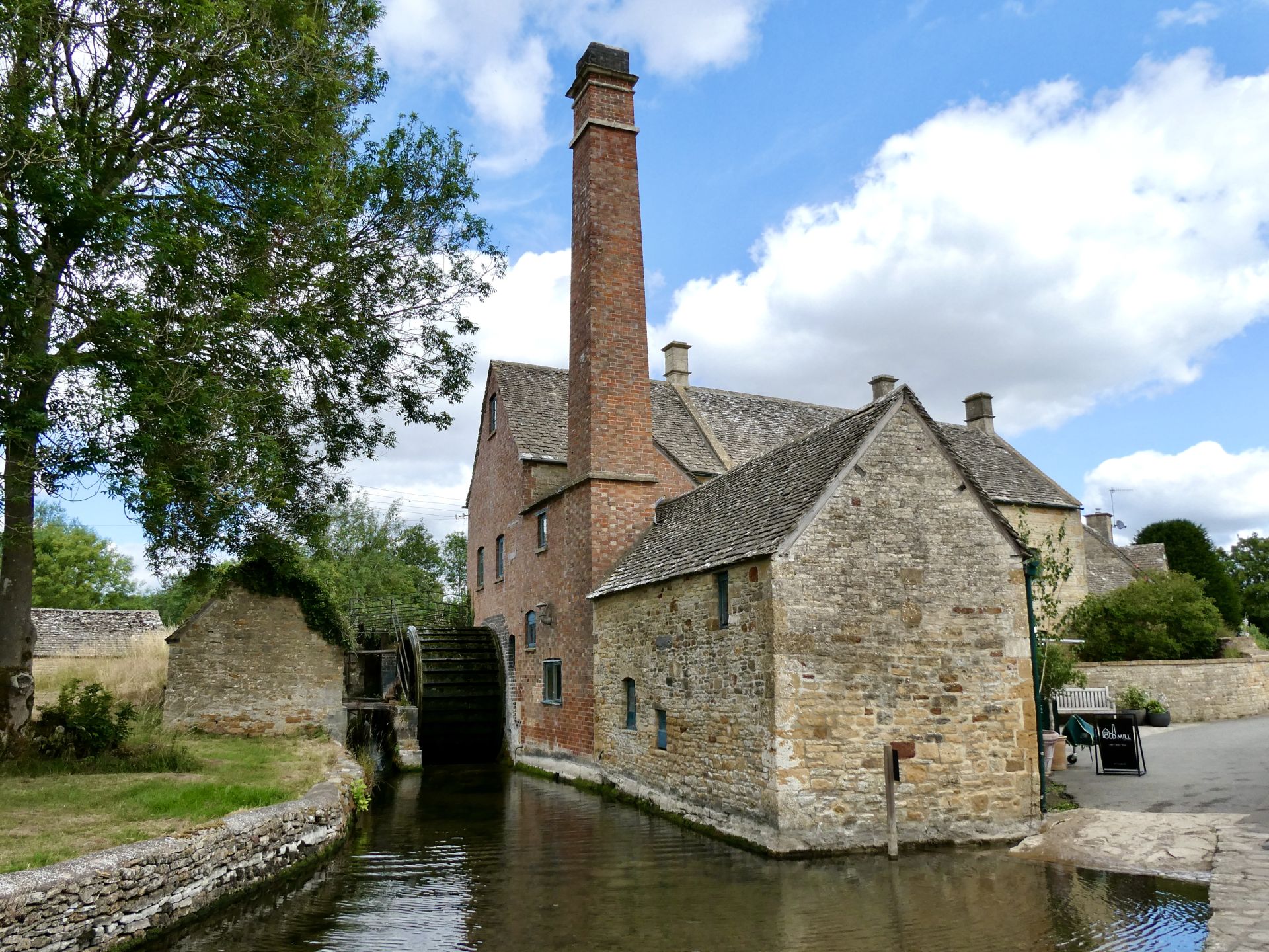 Naunton 1